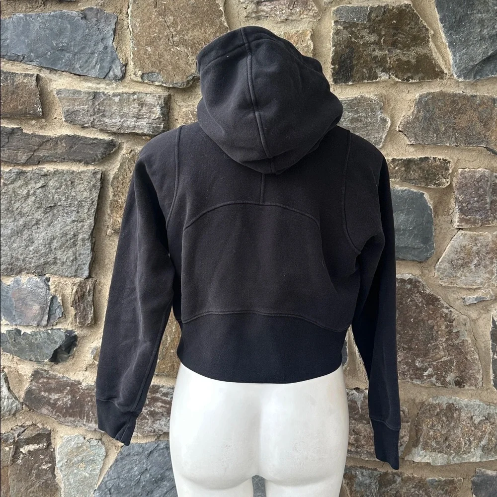Lululemon Athletica Loungeful Cropped Pullover Hoodie in Washed Black Size 6